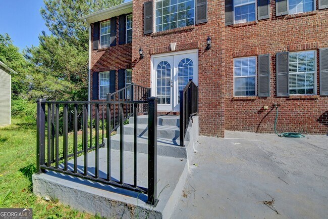 Building Photo - 3635 Spring Mesa Dr SW