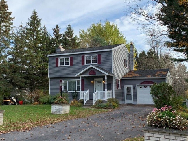 Building Photo - 9986 Clearview Heights