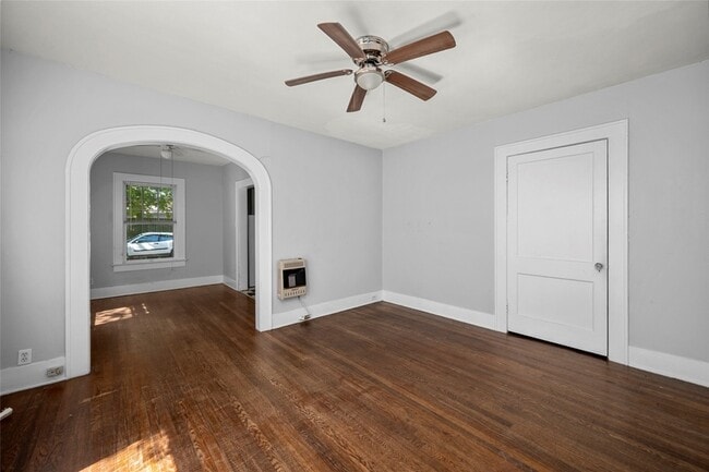 Building Photo - 1608 Kipling St