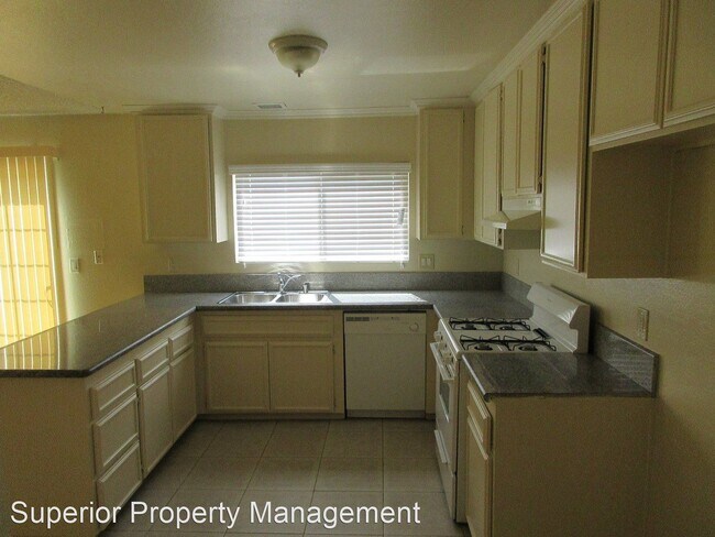 Building Photo - 5 br, 2 bath House - 9449 Calle Vejar