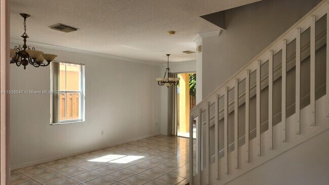 Foto del edificio - 6202 SW 157th Pl