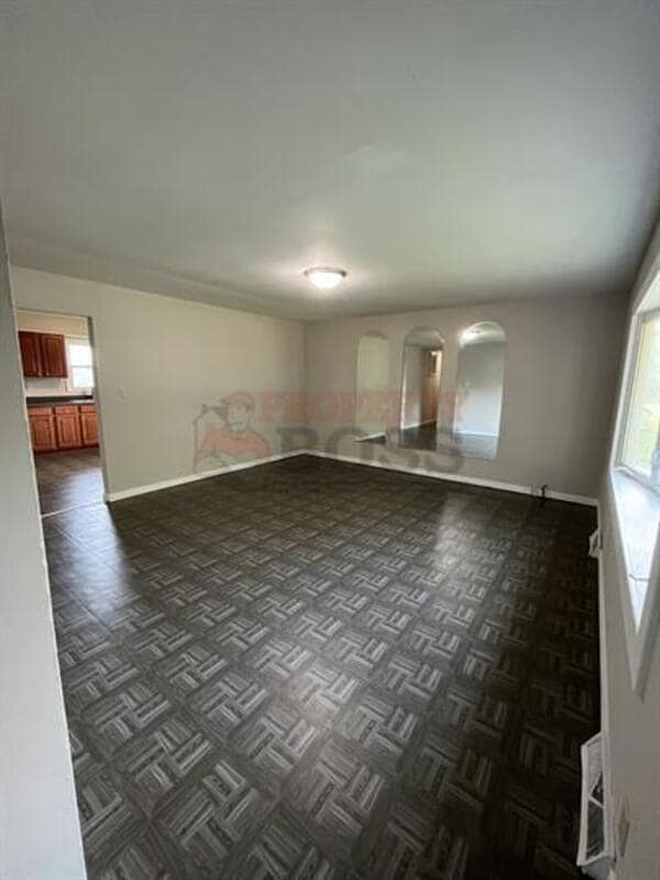 Building Photo - 3331 W 78th Pl