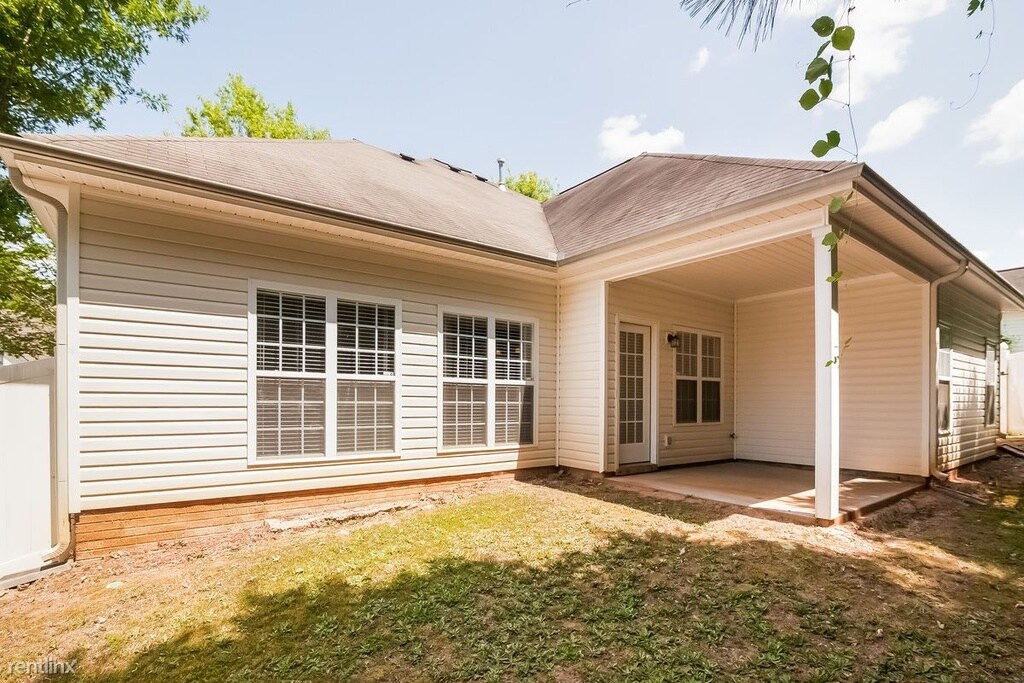 31 Harper's Farm Dr, Newnan, GA 30263 House Rental in Newnan, GA