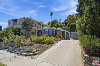 Building Photo - 4867 Wiota St