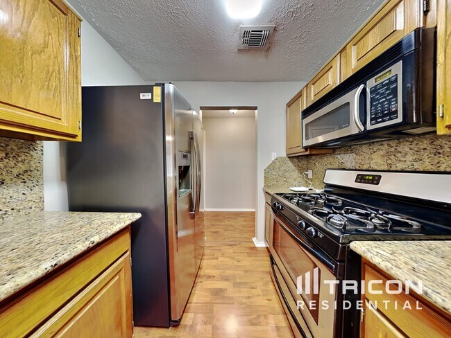 Building Photo - 3714 Kingston Vale Drive Houston TX