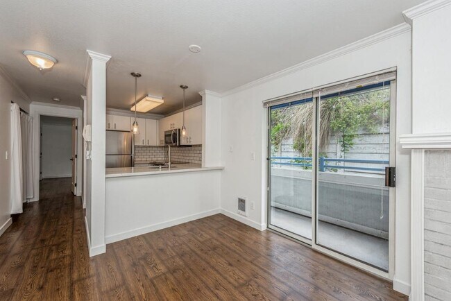 Building Photo - 2244 13th Ave W #411 - 1 bedroom