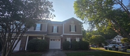 Building Photo - 5905 Hollow Wood Ct