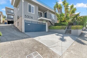 Building Photo - 5306 Bayview Ave