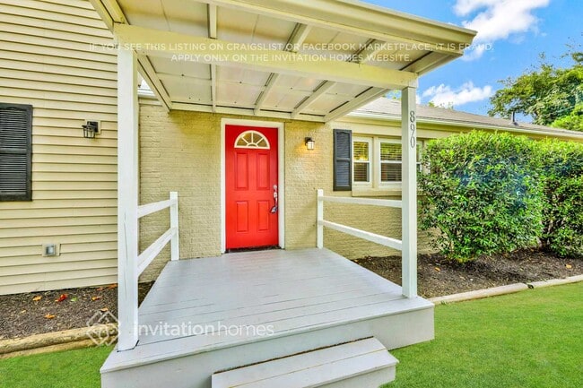Building Photo - 890 Idlewild Dr