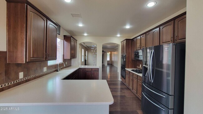 Foto del edificio - 333 Bainbridge Dr