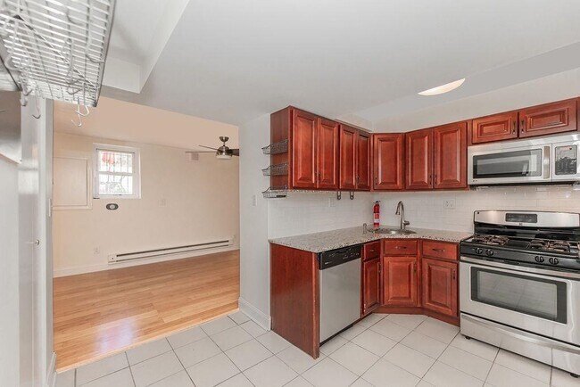 Foto del edificio - 351 1st St