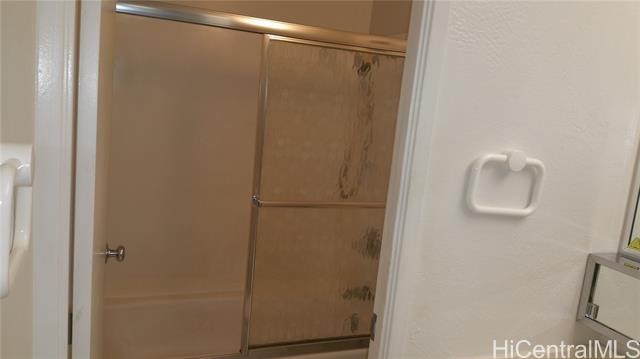 Foto del edificio - 98-500-500 Koauka Loop