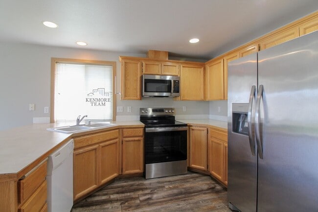 Building Photo - 3 Bedroom, 2 Bath Home in Pasco