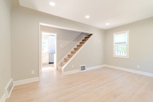 Building Photo - Modern 3-Bedroom Bungalow in Ferndale – Fu...