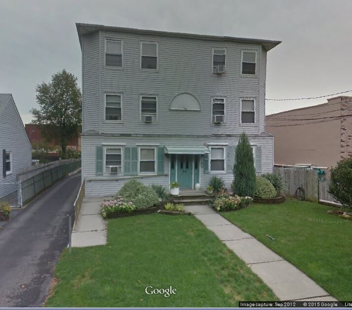 Primary Photo - 98 Walnut St