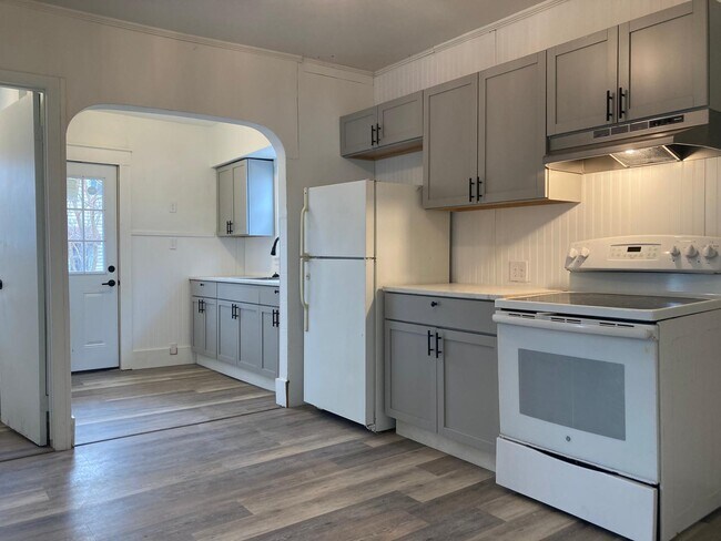 Cocina/Comedor - 838 N Metcalf St
