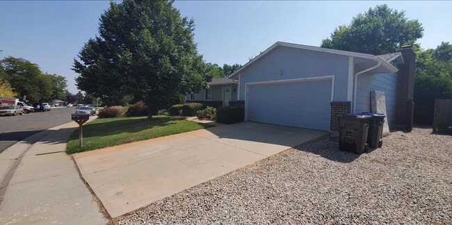 Photo - 8762 W 75th Pl House