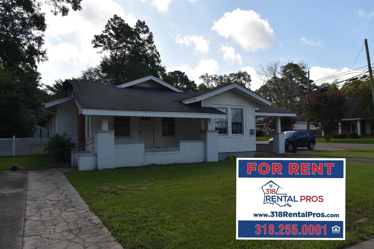 Foto principal - Recently Updated 3 Bedroom House