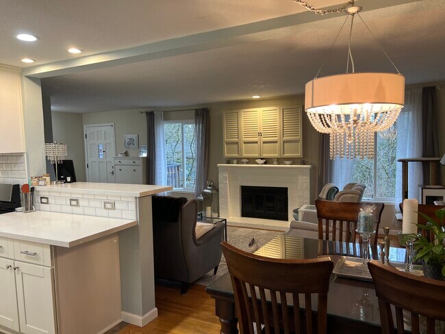 Foto del edificio - 12415 NW Haskell Ct