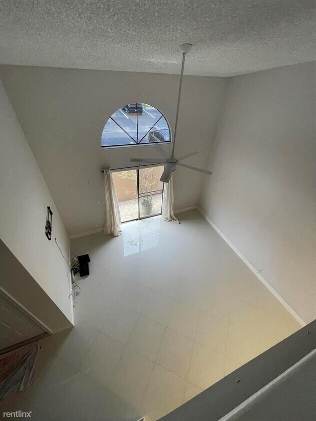 2358 NW 37th Ave, Coconut Creek, FL 33066 Townhome Rentals in Coconut