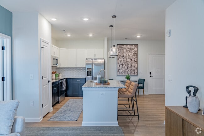 Interior Photo - Evolve at the Pines