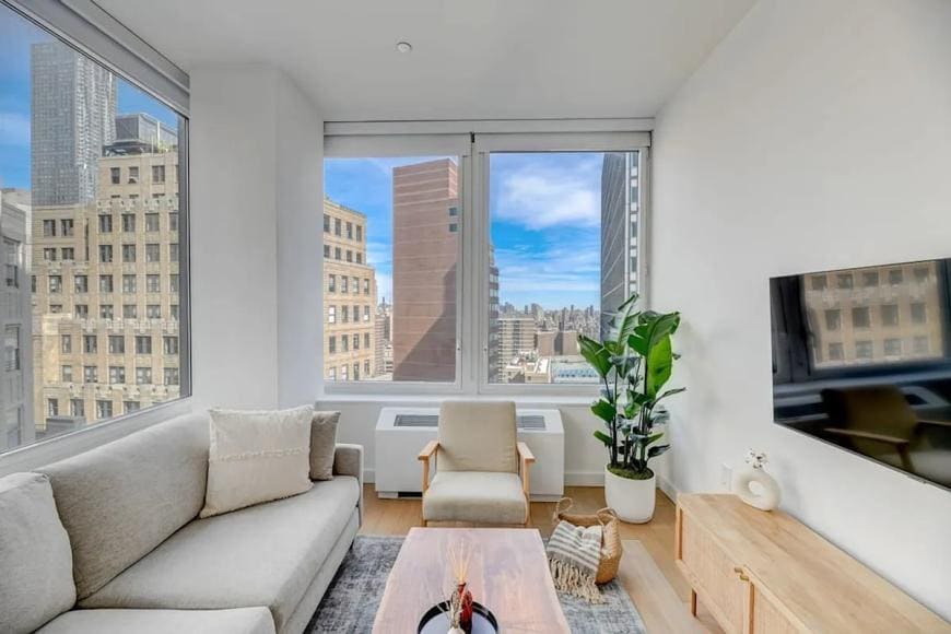 Building Photo - 4 bedroom in NEW YORK NY 10006