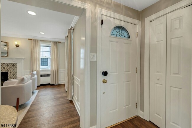 Foto del edificio - 21 Ridgedale Ave