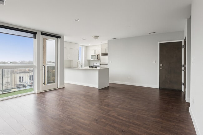 Foto del edificio - 3301 N Sheffield Ave