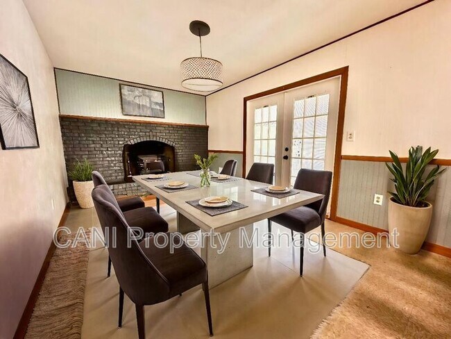 Foto del edificio - 575 E Compton Ct