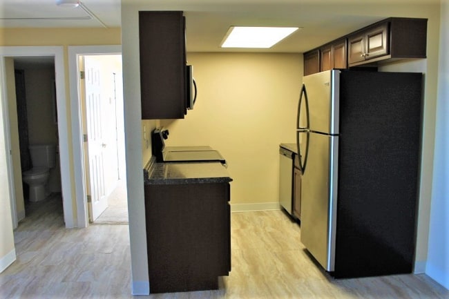 Building Photo - 921 Green Star Dr