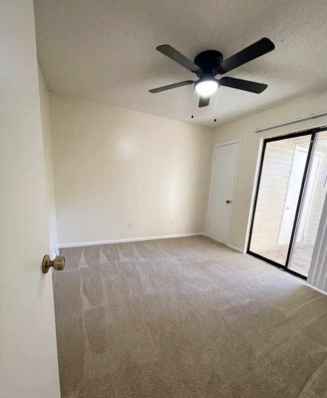 Building Photo - 6338 W Fairfield Dr
