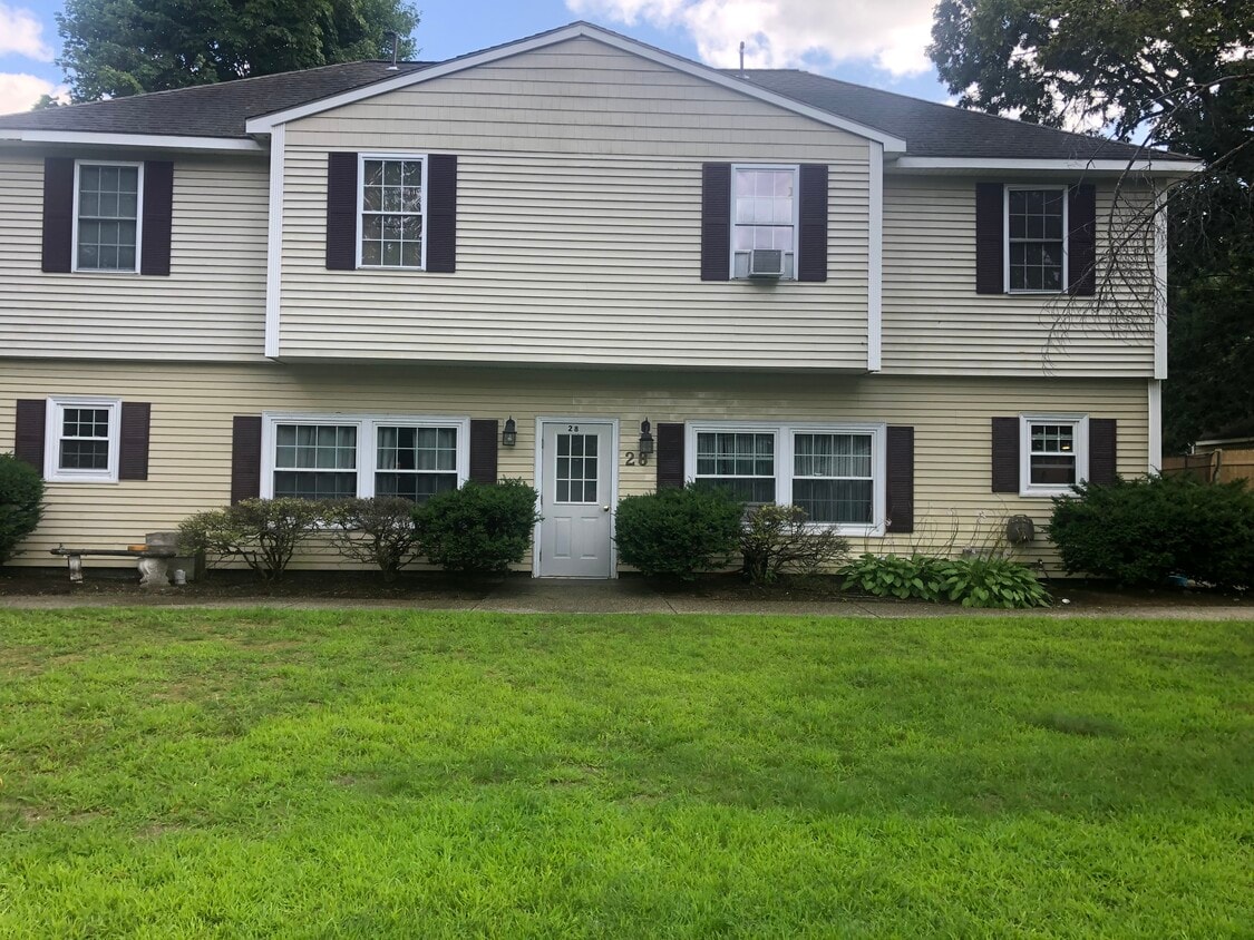 Building Photo - 28 Crestview Dr