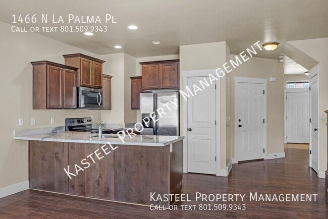 Foto del edificio - 1466 La Palma Pl