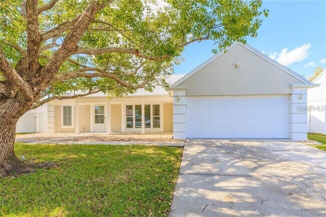 Foto del edificio - 16122 Pebblebrook Dr