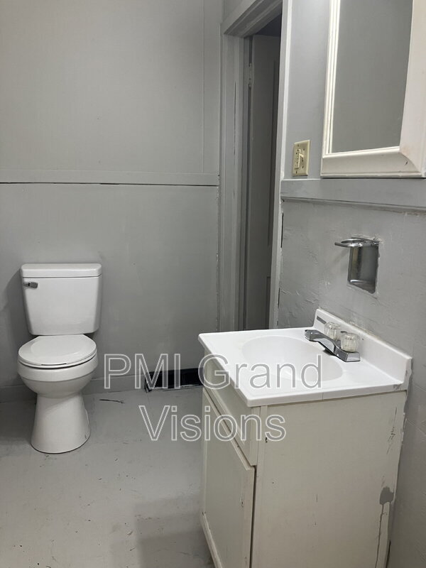 Foto del edificio - 1202 S Illinois St