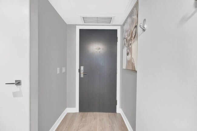 Building Photo - 170 Cumberland St