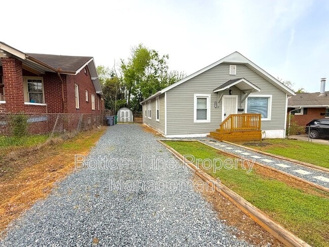 Building Photo - 1219 Dearborn Ave