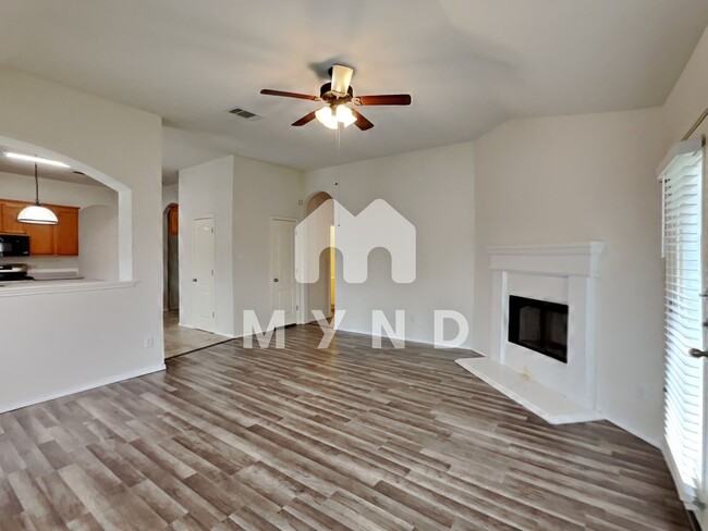 Building Photo - 124 Maplewood N