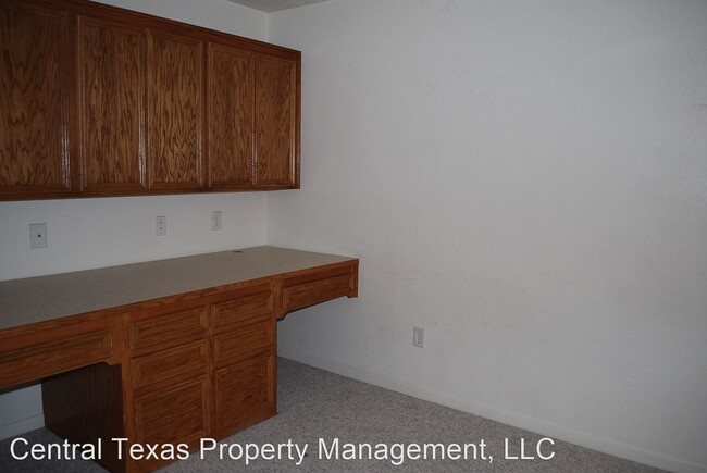 Building Photo - 2 br, 2 bath House - 906-A Crymes