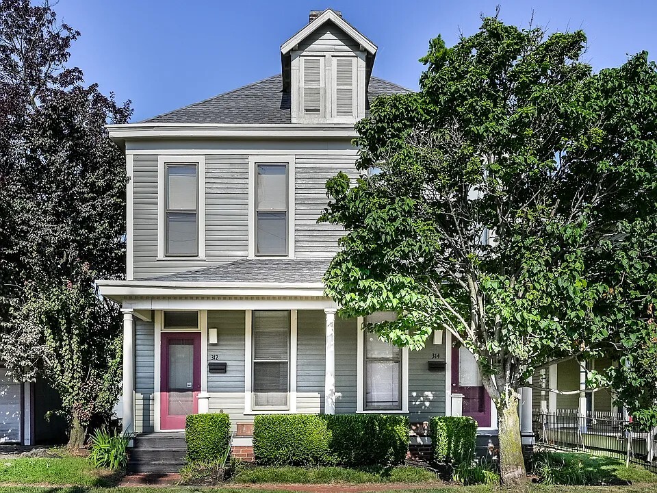 Front - 312 N College Ave