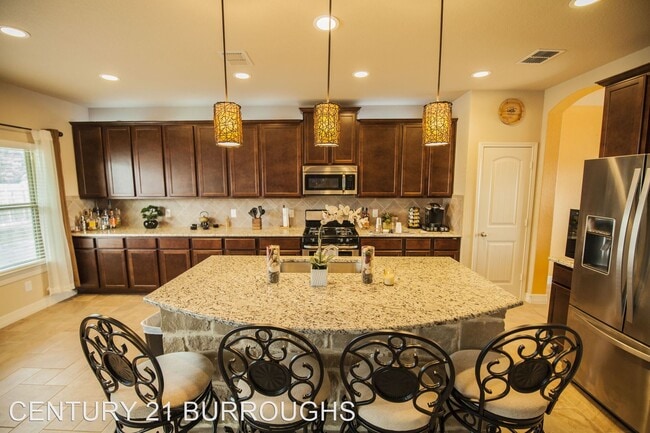 Building Photo - 4 br, 3 bath House - 2712 Scarlet Tanger