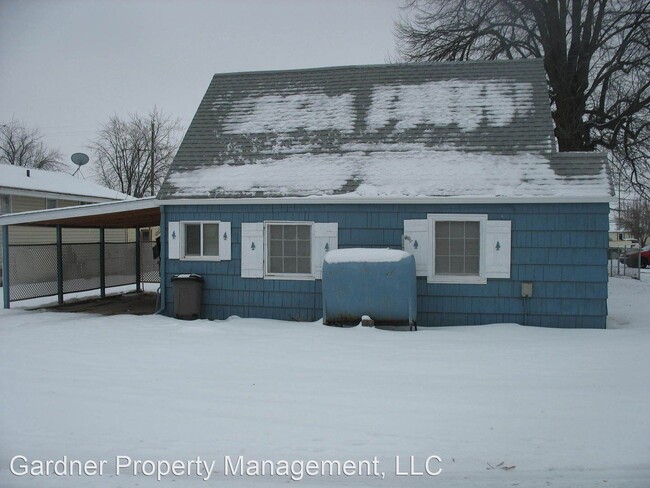 Building Photo - 2 br, 1 bath House - 496 2nd Street