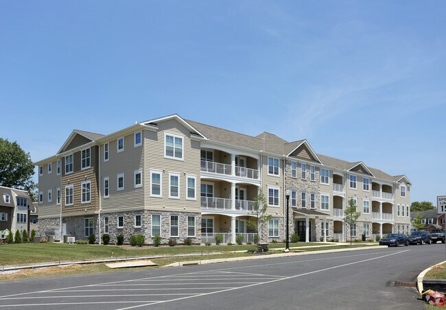 The Village Of Olde Hickory Apartments Lancaster Pa Apartments Com