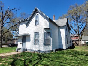 Building Photo - 1503 Mississippi St