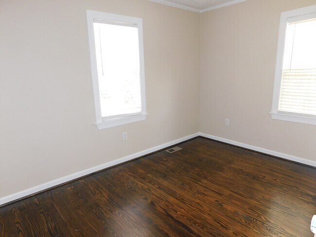 Foto del edificio - 826 Boardman Rd