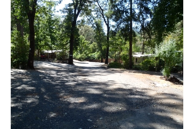 Building Photo - 1080 Pearson Rd