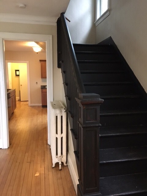 Foto del edificio - 923 E 8th St