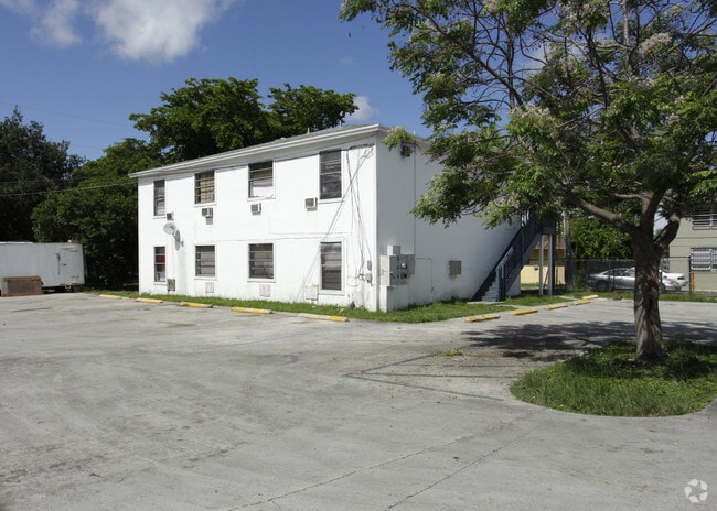 Building Photo - 151 NW 9th St