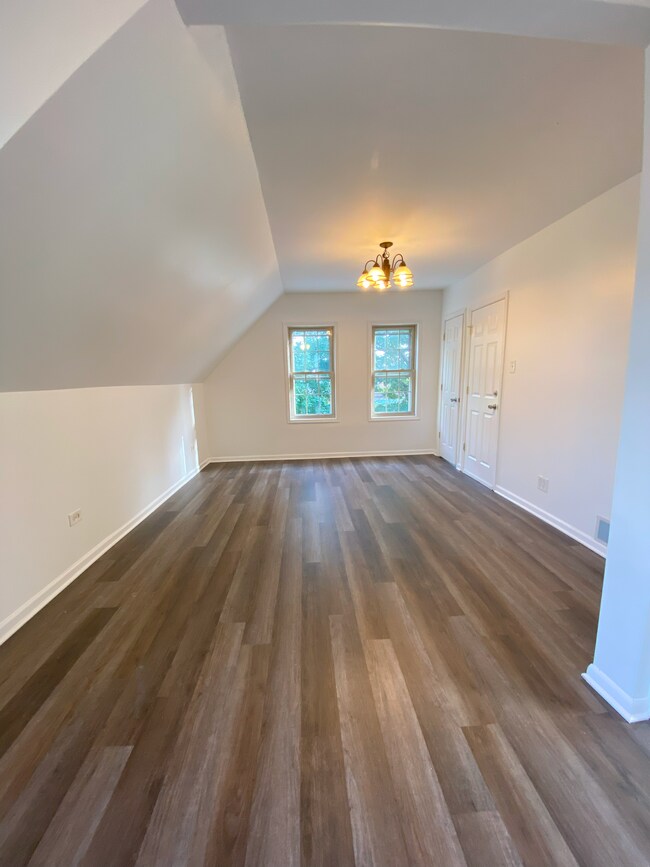 Building Photo - 5256 W 64th Pl