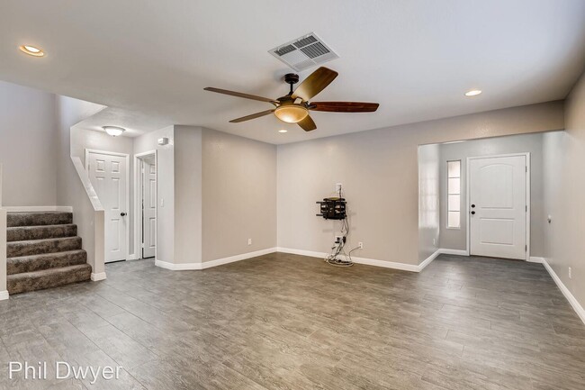 Foto del edificio - 4 br, 2.5 bath House - 9536 Hershey Ln